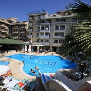 Hotel Hera Beach