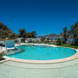 Hotel Mari Del Sud Resort & Village