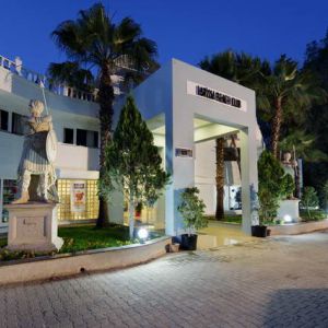 Hotel Larissa Beach Club