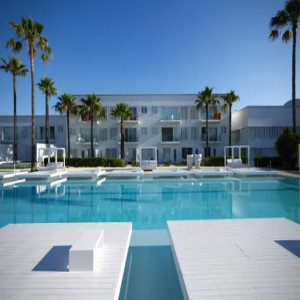 So White Club Resort