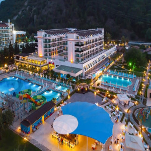 Dosinia Luxury Resort