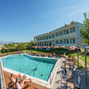 Hotel Niforeika Beach