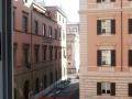 pohľad z okna - vidno chrám Santa Maria Maggiore
